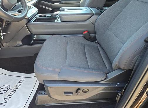 Black Metallic 2025 Ford Expedition Active