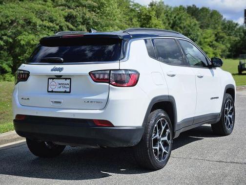 Bright White Clearcoat 2025 Jeep Compass Limited