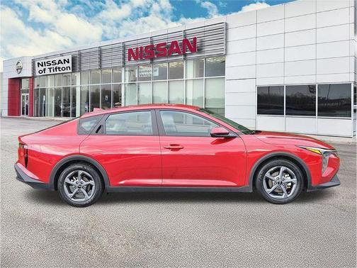 Currant Red 2025 Kia K4