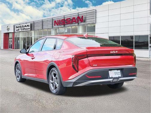 Currant Red 2025 Kia K4