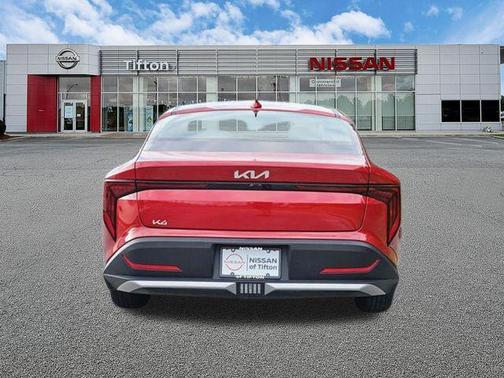 Currant Red 2025 Kia K4