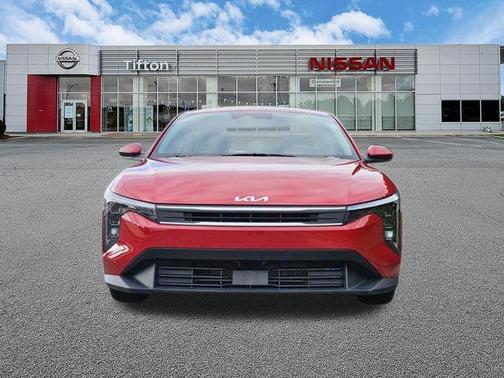 Currant Red 2025 Kia K4