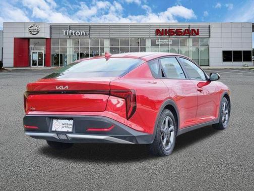 Currant Red 2025 Kia K4