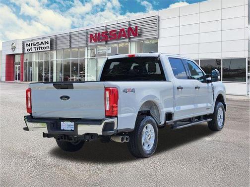 Avalanche 2026 Ford F-250 XLT