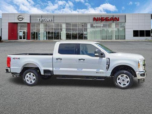 Avalanche 2026 Ford F-250 XLT