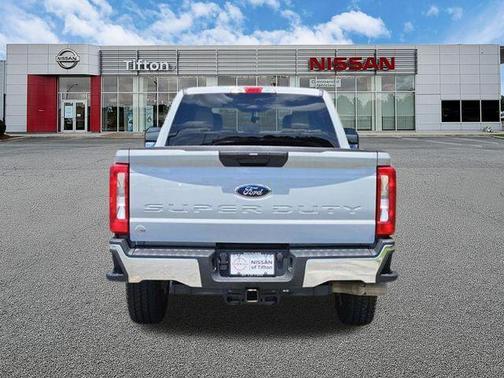 Avalanche 2026 Ford F-250 XLT