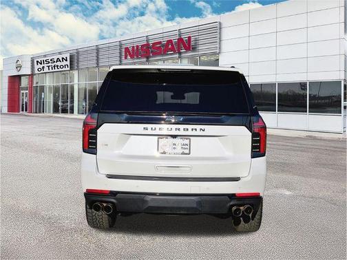 2025 Chevrolet Suburban Z71