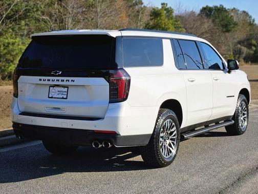 2025 Chevrolet Suburban Z71