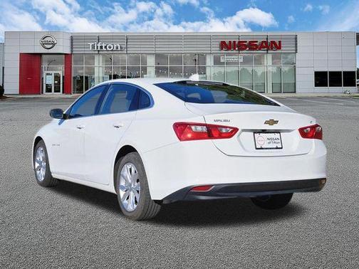 Summit White 2023 Chevrolet Malibu LT