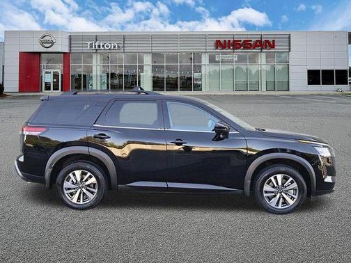 Black 2026 Nissan Pathfinder SL