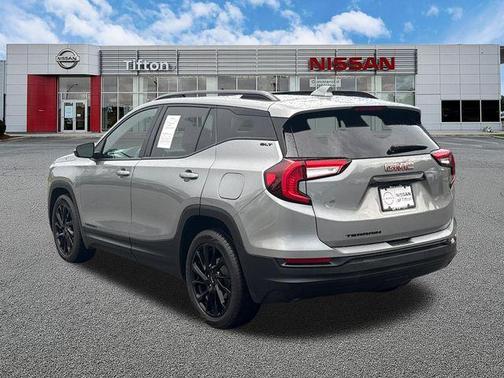 Sterling 2023 GMC Terrain SLT