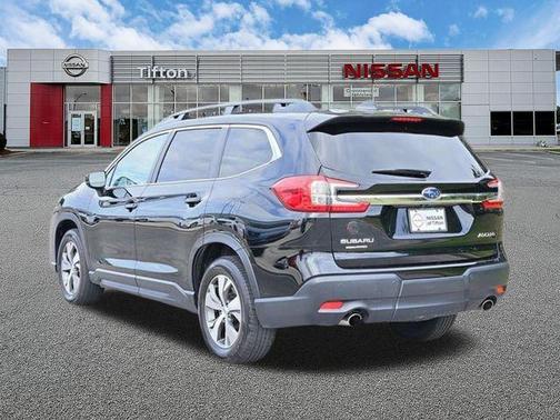 Crystal Black Silica 2025 Subaru Ascent Premium