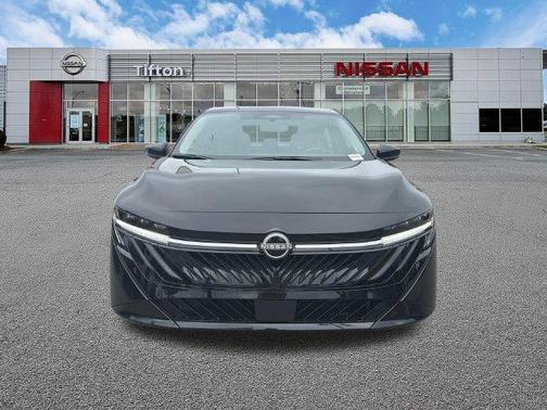 Super Black 2027 Nissan Sentra S