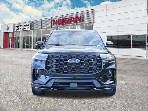 Black Metallic 2025 Ford Explorer ST-Line