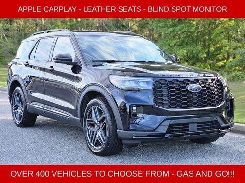 Black Metallic 2025 Ford Explorer ST-Line