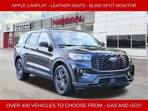 Black Metallic 2025 Ford Explorer ST-Line