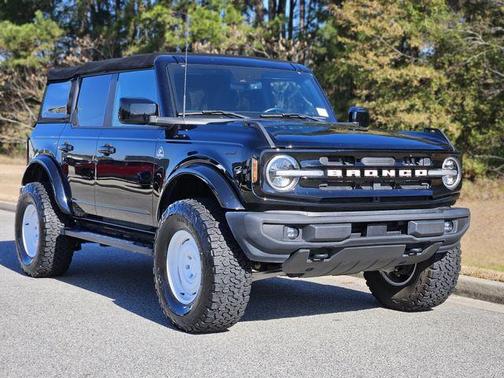 2022 Ford Bronco Outer Banks