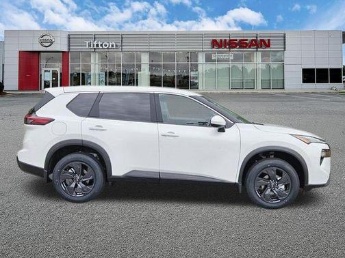 Everest White P 2026 Nissan Rogue SV