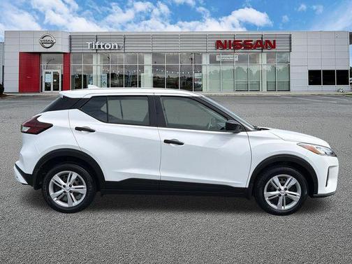 Fresh Powder 2024 Nissan Kicks S
