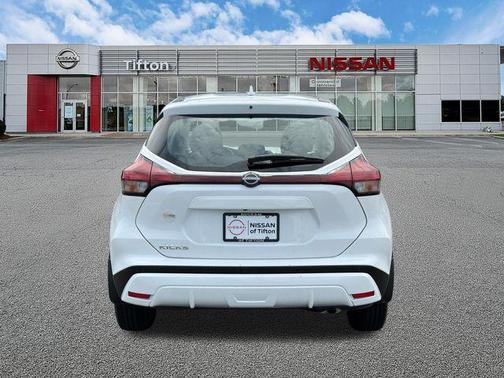 Fresh Powder 2024 Nissan Kicks S