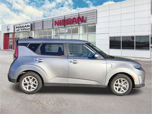 Steel Gray 2024 Kia Soul LX
