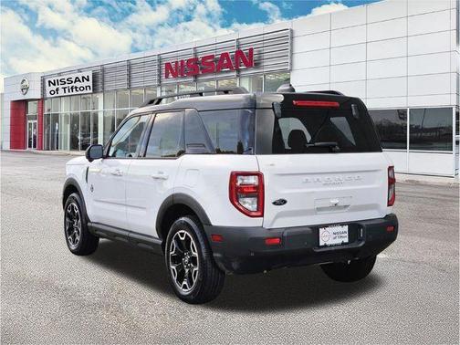 Oxford White 2025 Ford Bronco Sport Outer Banks