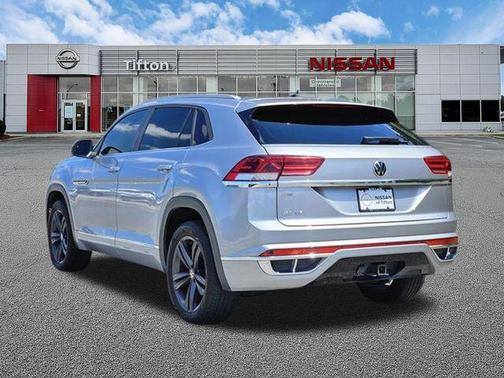 Pyrite Silver Metallic 2021 Volkswagen Atlas Cross Sport 3.6L V6 SE w/Technology R-Line