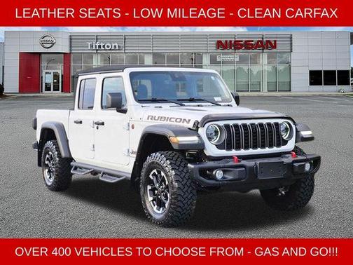 Bright White Clearcoat 2024 Jeep Gladiator Rubicon