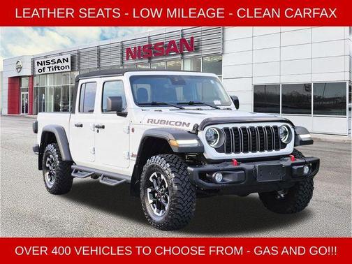 Bright White Clearcoat 2024 Jeep Gladiator Rubicon