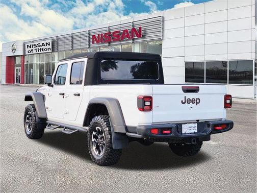 Bright White Clearcoat 2024 Jeep Gladiator Rubicon