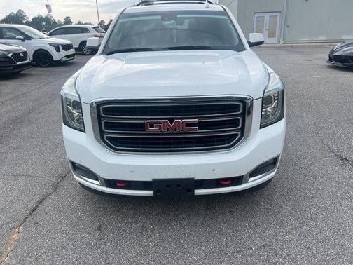 Summit White 2019 GMC Yukon XL SLT
