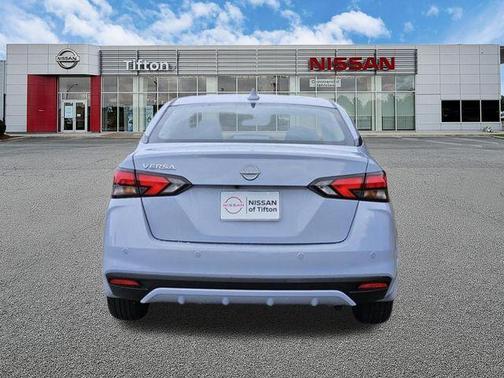 Gray Sky Pearl 2025 Nissan Versa 1.6 SV