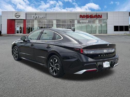 Black 2025 Hyundai SONATA SEL