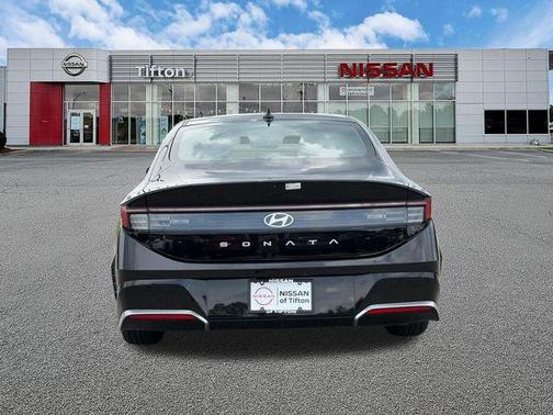 Black 2025 Hyundai SONATA SEL