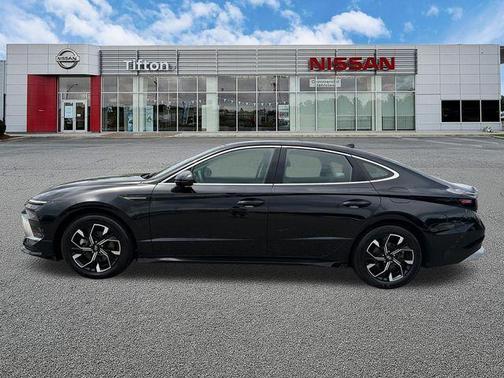Black 2025 Hyundai SONATA SEL