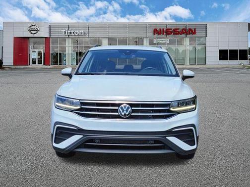Pure White 2024 Volkswagen Tiguan 2.0T S