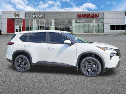 Everest White P 2026 Nissan Rogue SV