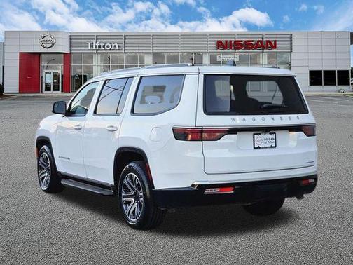 Bright White Clearcoat 2024 Jeep Wagoneer Series II