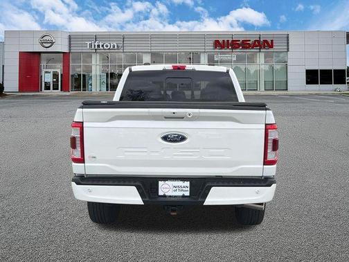 White Metallic 2022 Ford F-150 Lariat