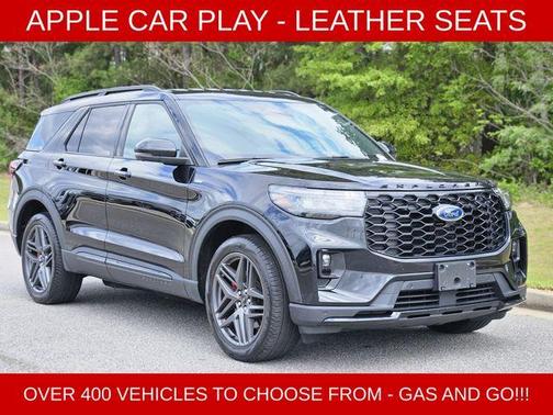 Black Metallic 2025 Ford Explorer ST-Line