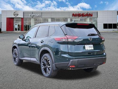 Obsidian Green 2026 Nissan Rogue Dark Armor