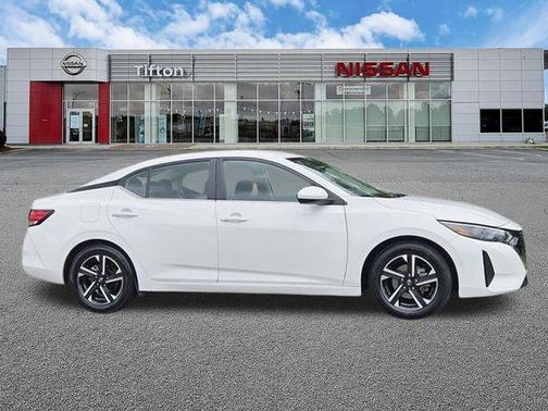 Cloud White 2024 Nissan Sentra SV