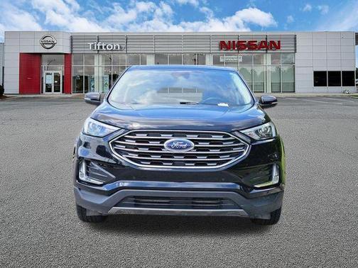 Black Metallic 2024 Ford Edge Titanium