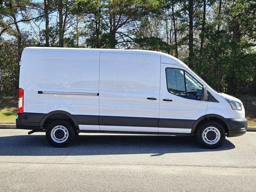 2024 Ford Transit-250 148 WB Medium Roof Cargo