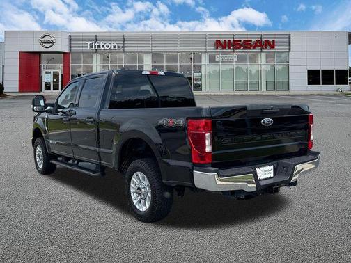 Black Metallic 2022 Ford F-250 XLT