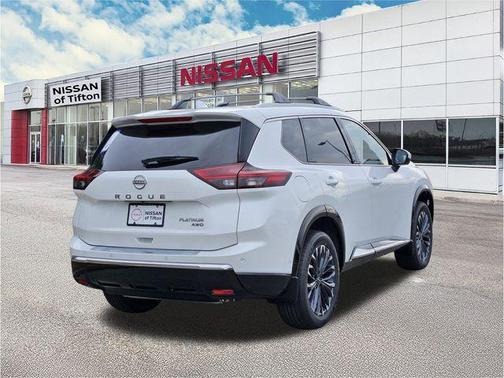 Everest White P 2026 Nissan Rogue Platinum