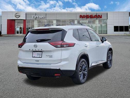 Everest White P 2026 Nissan Rogue Platinum