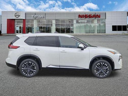 Everest White P 2026 Nissan Rogue Platinum