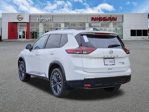Everest White P 2026 Nissan Rogue Platinum