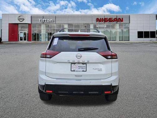 Everest White P 2026 Nissan Rogue Platinum